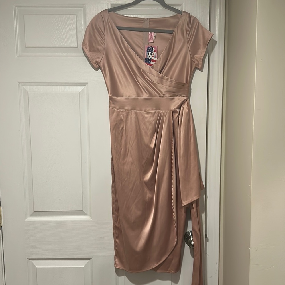 Pinup Couture Ava Dress Size M NWT